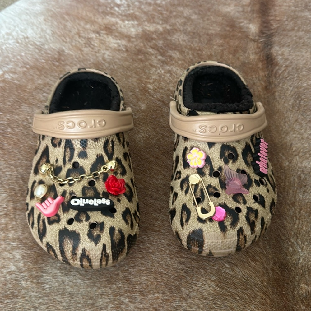 Clueless leopard Crocs with Clueless Giblets